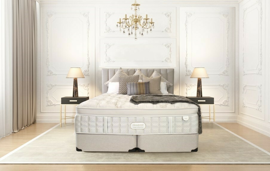 Versailles Plush Bed image 1